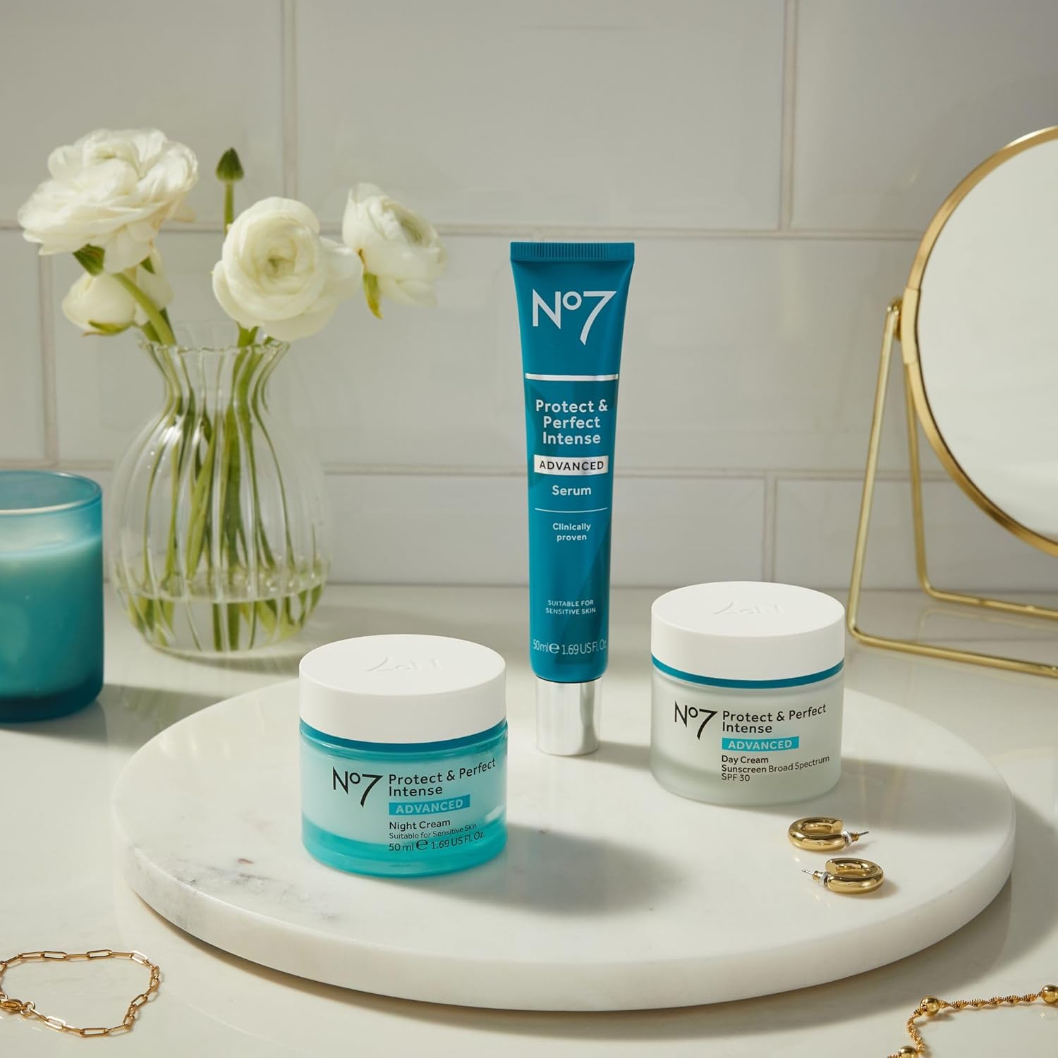 No7 Protect & Perfect Intense Advanced Fragrance-Free Day Cream SPF 30 - Anti-Aging Facial Moisturizer with Anti-Wrinkle Technology - Hydrating Hyaluronic Acid Cream for Radiant Youthful Skin (50ml) - Image 8