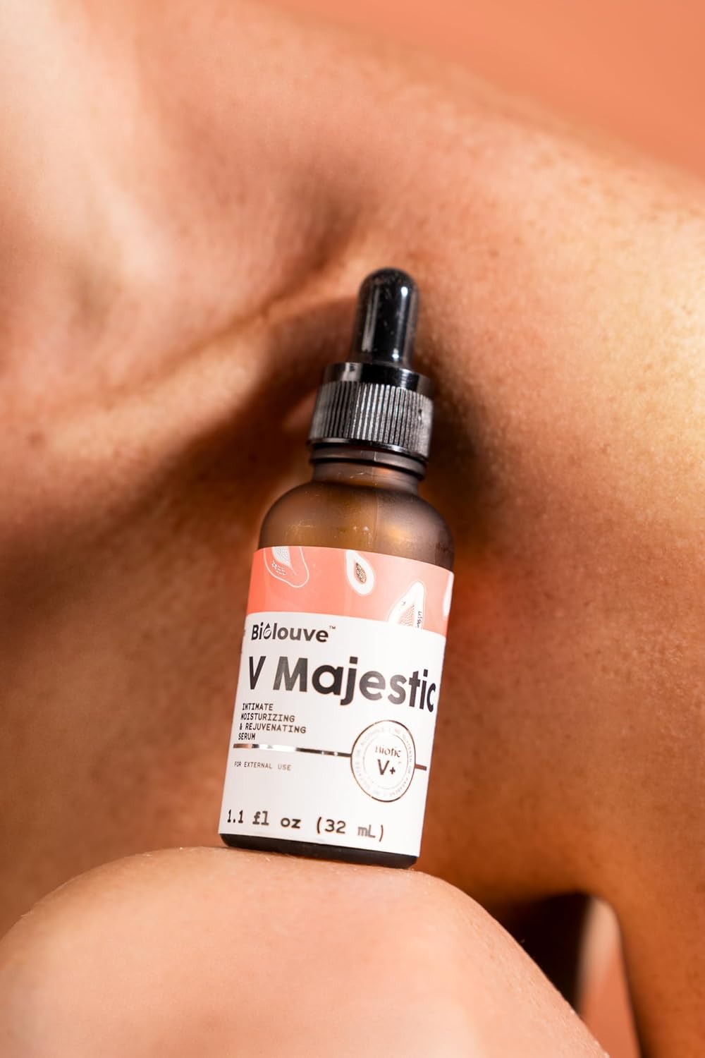 V Intimate Feminine Care, Daily Support for your Vulva, helps prevent infections, and neutralizes odors. (V Majestic - Intimate Moisturizer Serum) - Image 2