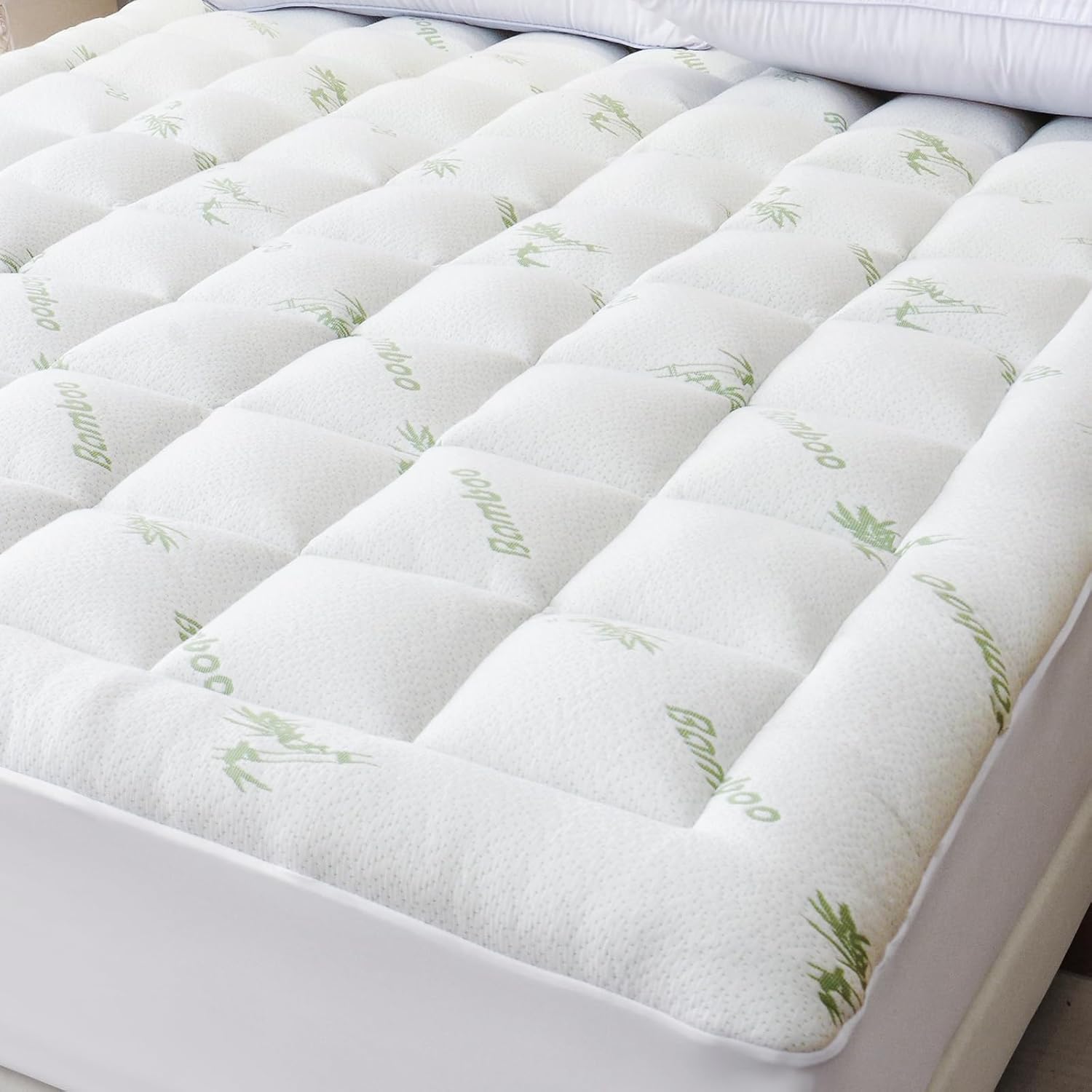 Cooling Mattress Topper Queen – Extra Soft Pillow Top Mattress Pad, Breathable Viscose Made from Bamboo Mattress Protector for Back Pain Relief, Deep Pocket Cover Fits 8–21 Inch