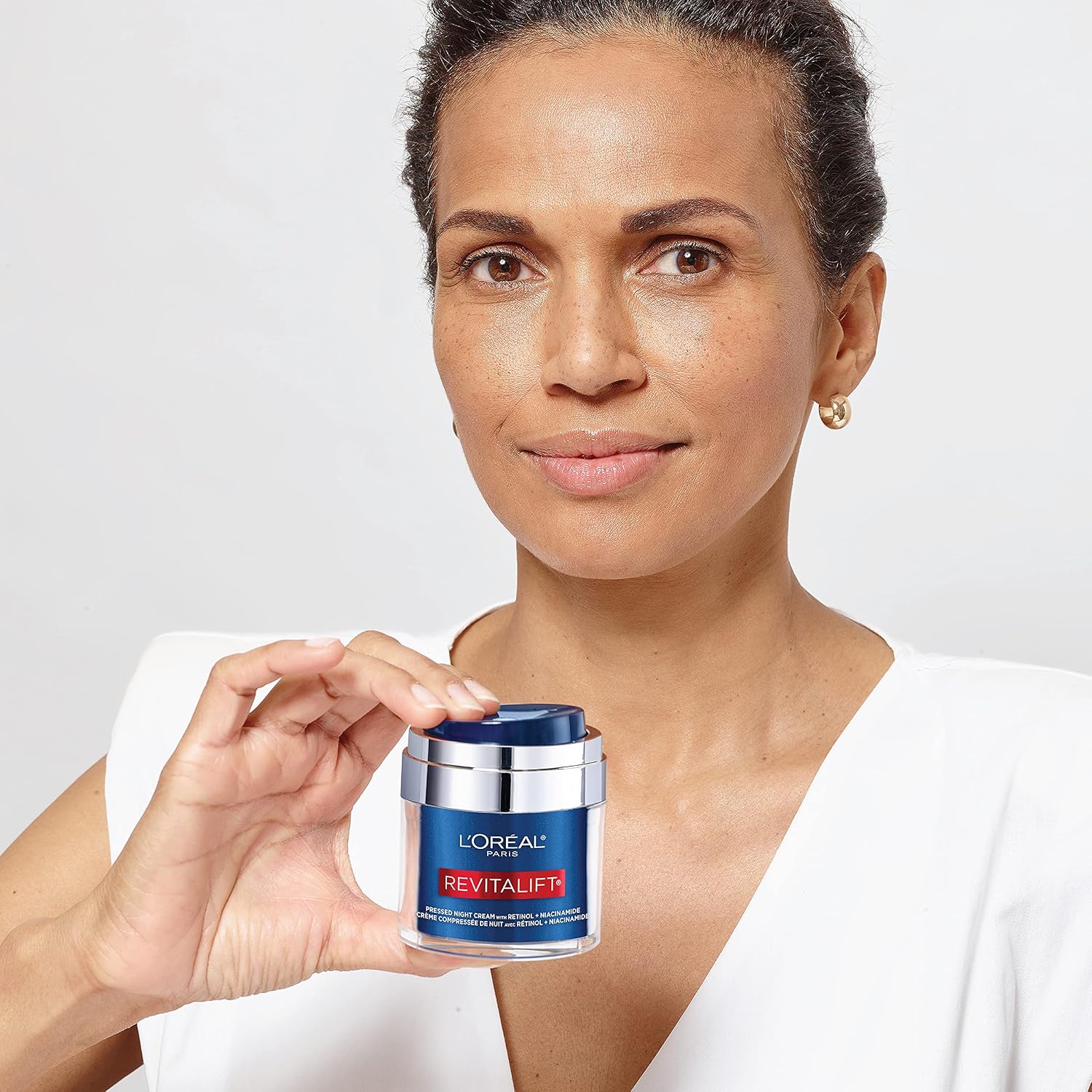 L'Oreal Paris Revitalift Pressed Night Cream, Retinol + Niacinamide, Reduces Wrinkles, Fragrance Free, 1.7 oz + Serum Sample - Image 13